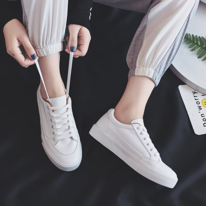 Kallie Sneakers